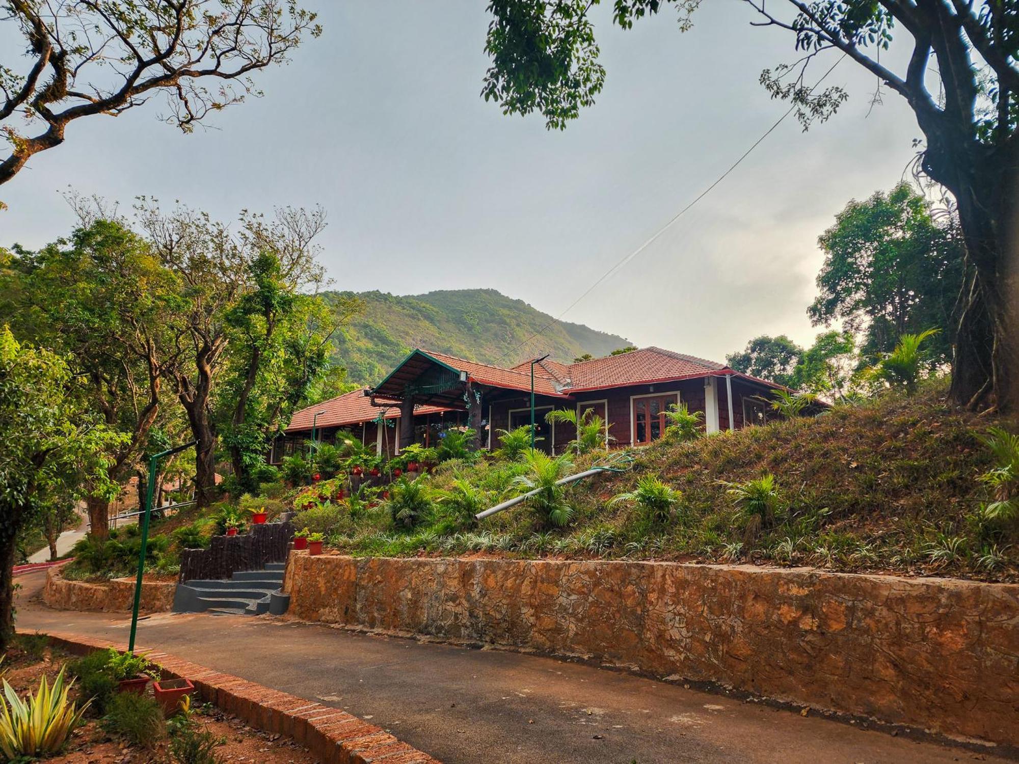 Celestial Heights Homestay Kurchi Esterno foto