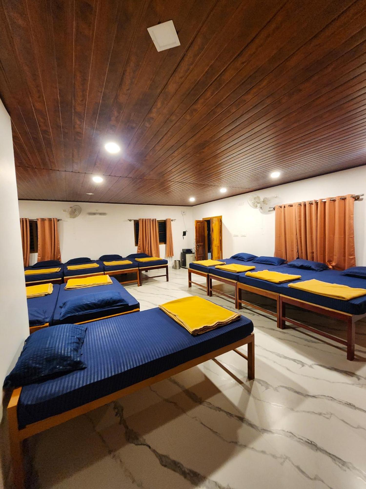 Celestial Heights Homestay Kurchi Esterno foto